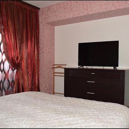 Central Apartment 4 Rooms Braşov Dış mekan fotoğraf