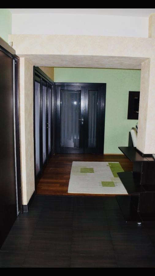 Central Apartment 4 Rooms Braşov Dış mekan fotoğraf