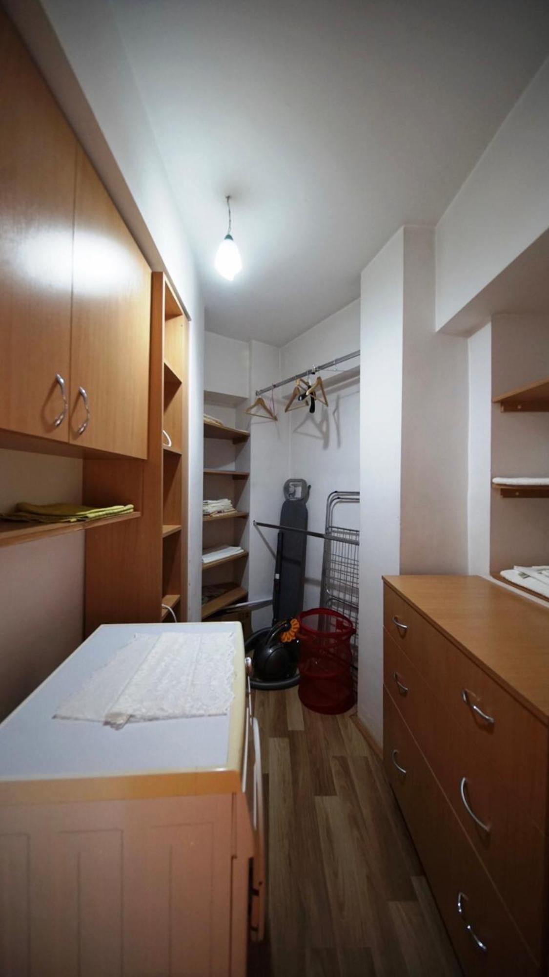 Central Apartment 4 Rooms Braşov Dış mekan fotoğraf